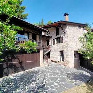 Chalet Cal Ferrer Habitatge Rural, Cava